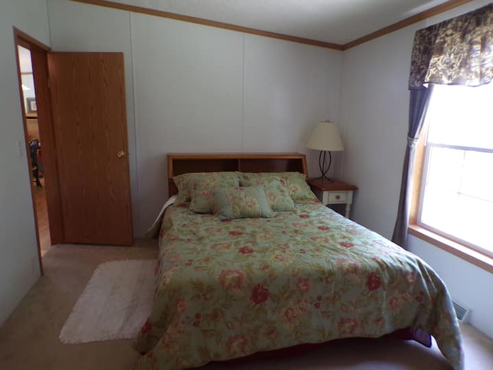 Hlavná spálňa s manželskou posteľou