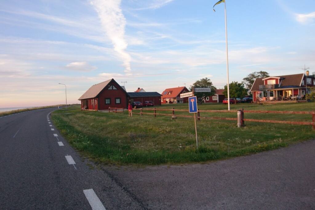 Sett nerifrån vägen.