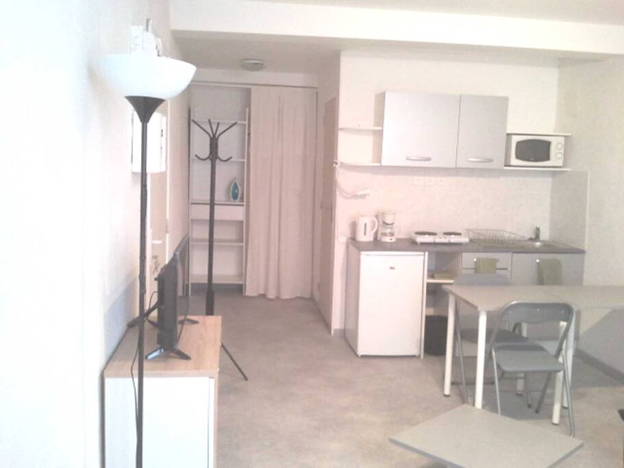 studio 3