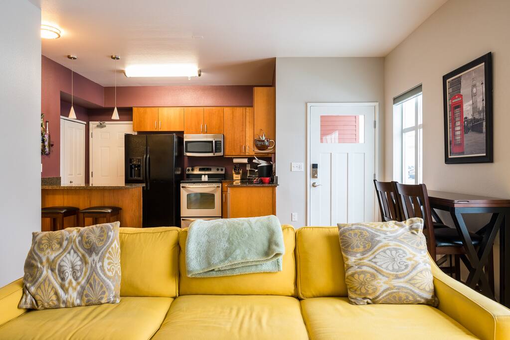 Open, 'great room' floor plan...