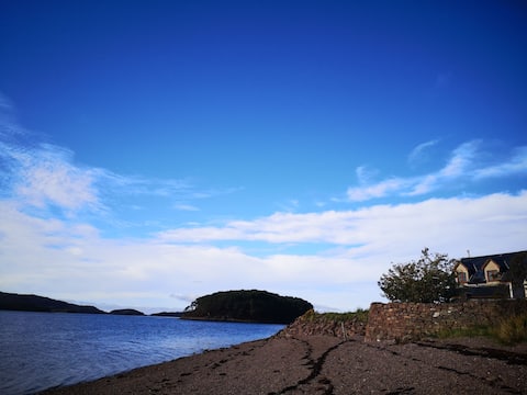 Beautiful Sea Front Property
Shieldaig