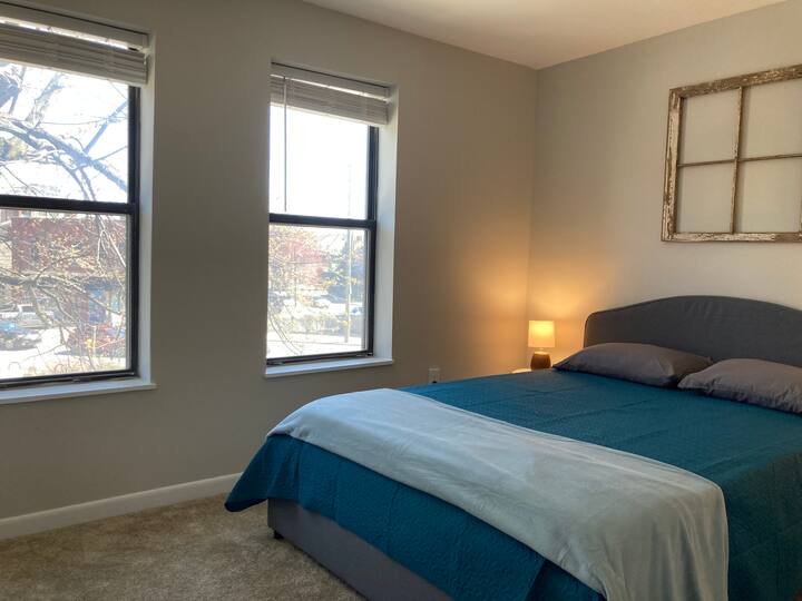 Sleep in late in this cozy bedroom and then take in the city in style right outside your front door!
