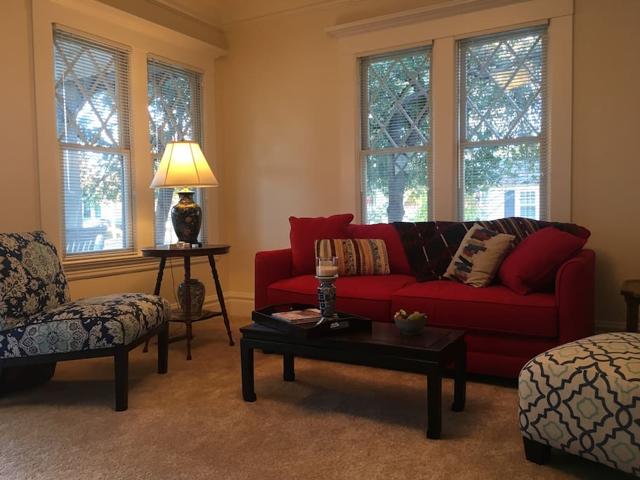 Comfortable Family Room