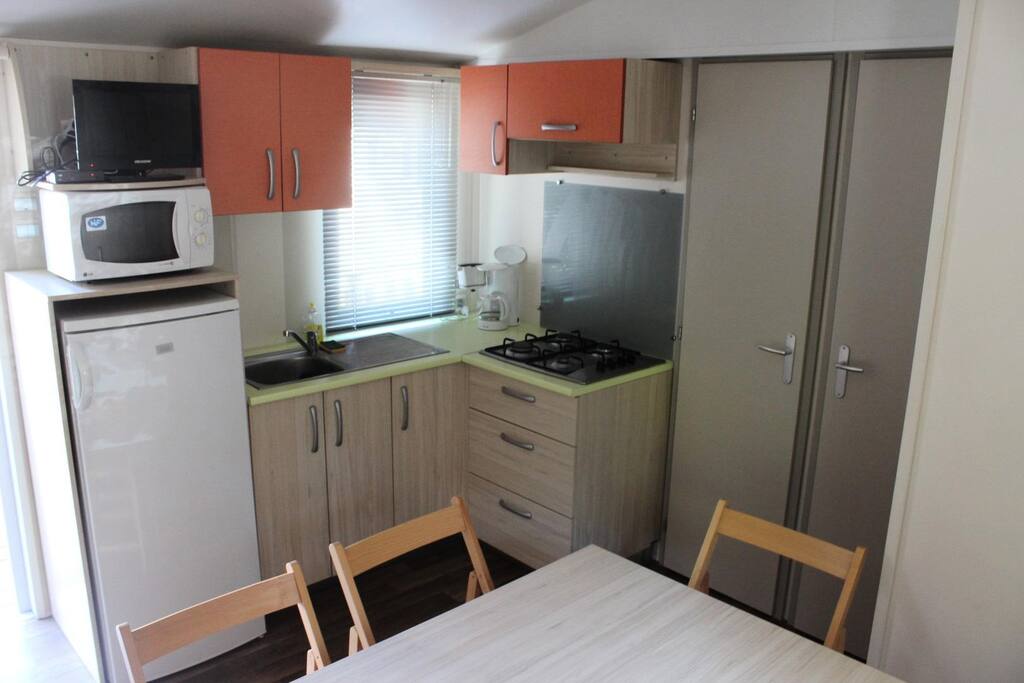 Mobilhome 4 Pièces 8 personnes