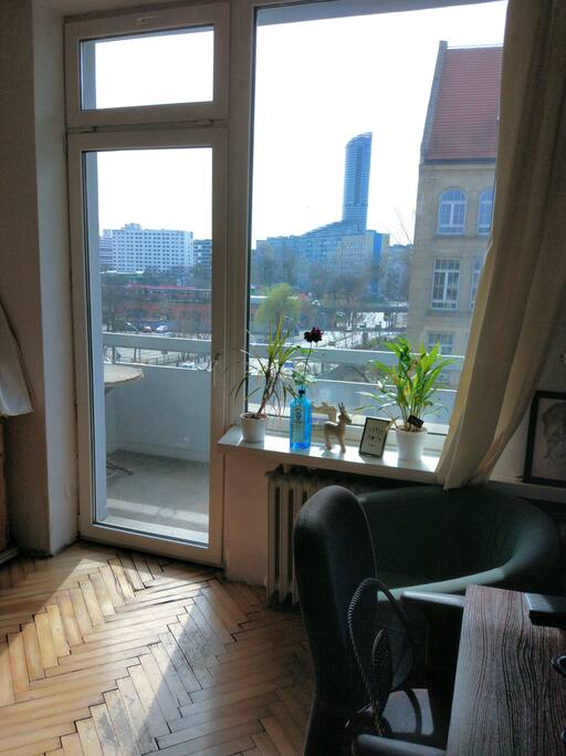 Balkony (View on Sky Tower)