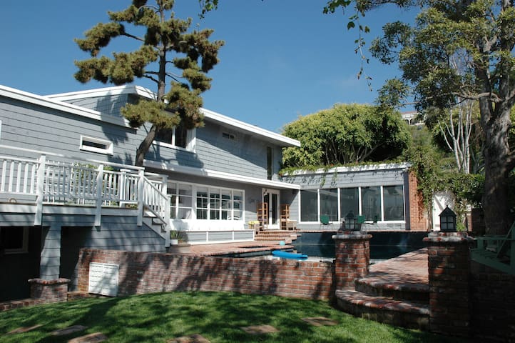 LJ Village Home with private pool & spa