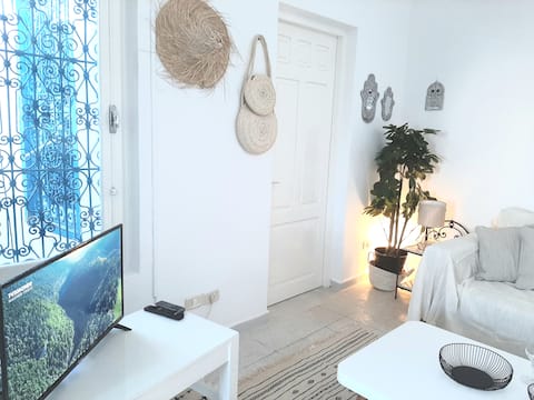 S2 avec terrasse à deux pas de la plage -Dar Lyna-