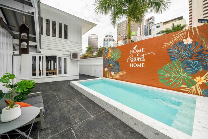 Home-Sweet-Home Private Villa in Heart of Bangkok gallery image 4