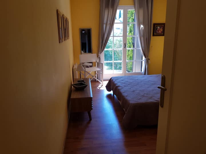 საძინებელი 2