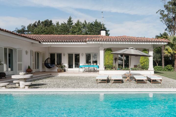 Family-Friendly Villa in Sintra Surrounded by Nature