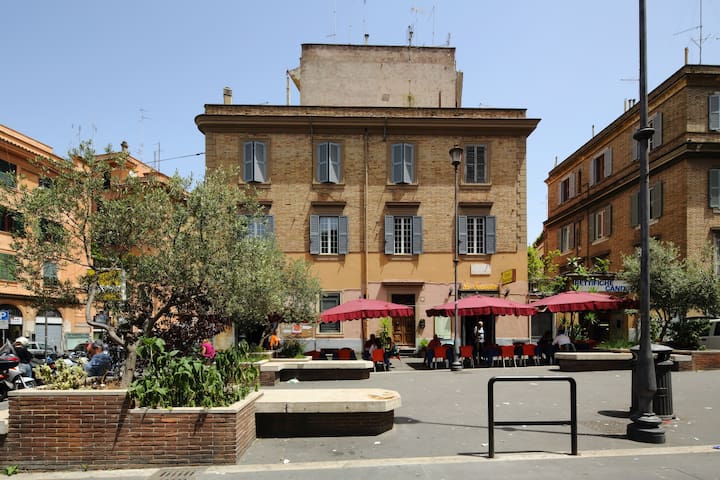Apartment Vatican Museums gallery image 2
