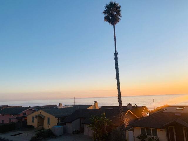 Beautiful Seascape Home w/ Ocean Views 841