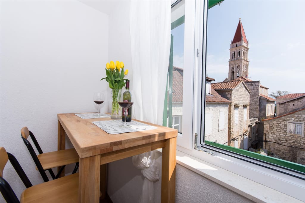 T-place studio apartment Trogir with terrace