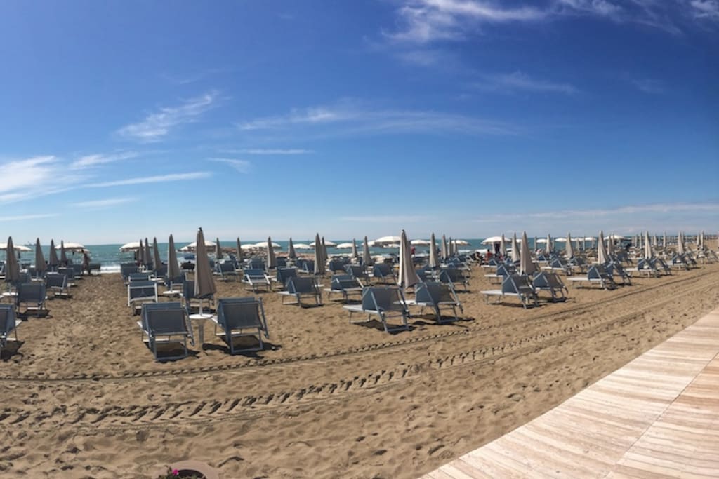 Posto riservato in spiaggia incluso ! - Place reserved on the beach included !