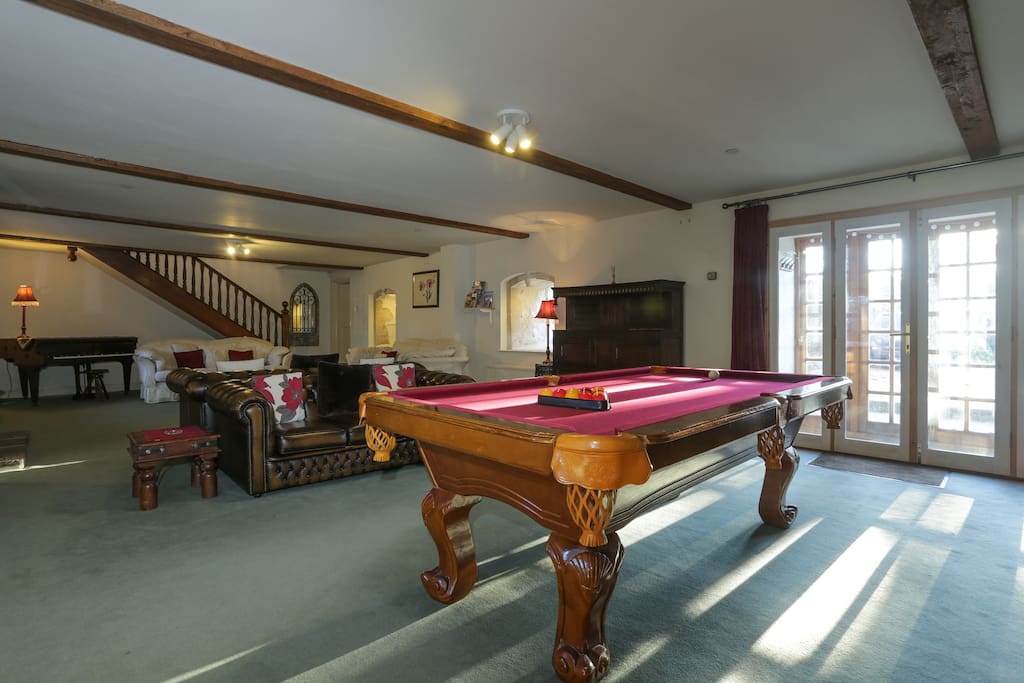 Full size American pool table.