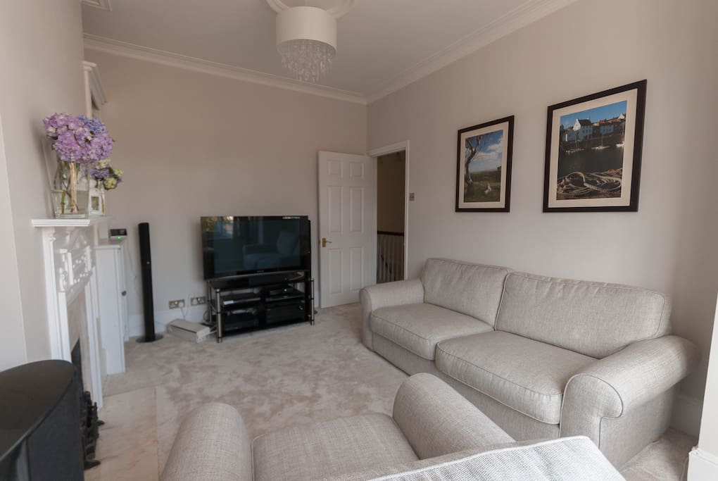 Lounge with Sky TV