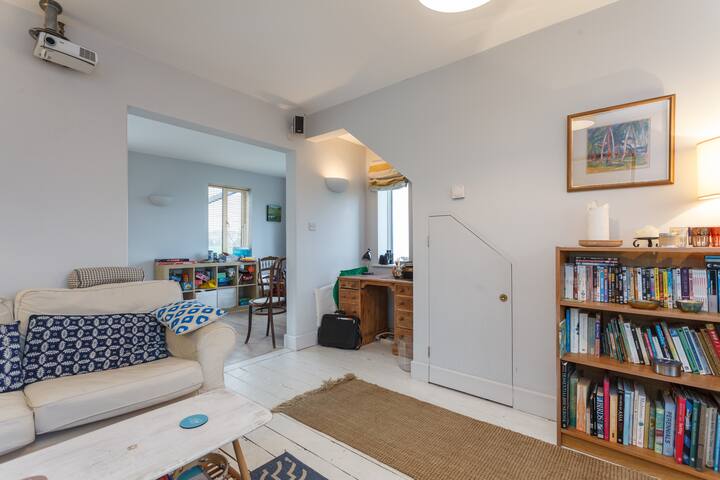 Stunning Seaside Home, In Countryside Sleeps 5 - Lymington