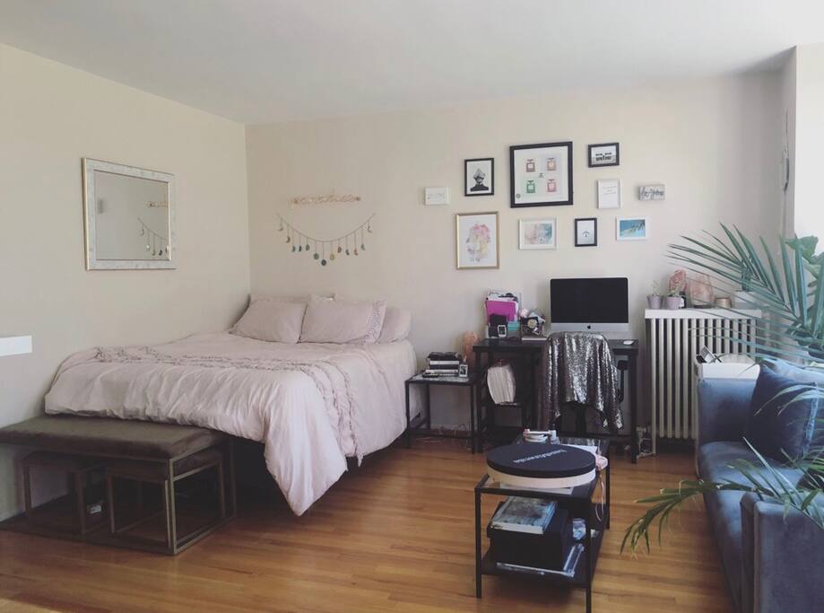 Sleep and living room area