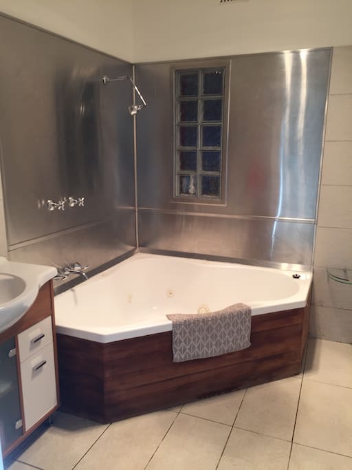 Shared Bathroom, WC is separate