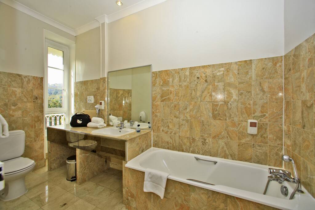 SALLE DE BAINS