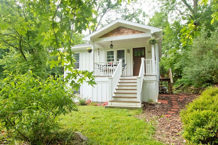 Crescent Moon Cottage W Asheville Cottages For Rent In