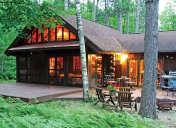 Beautiful Cozy Lake Cabin in Woods Cabins for Rent in Manitowish