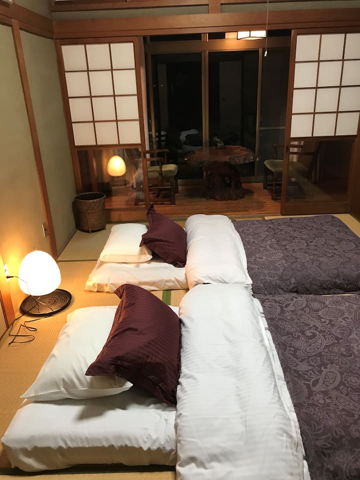 寝室1