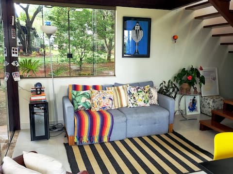 1-bedroom HOUSE on Park Way 10 minutes from the airport