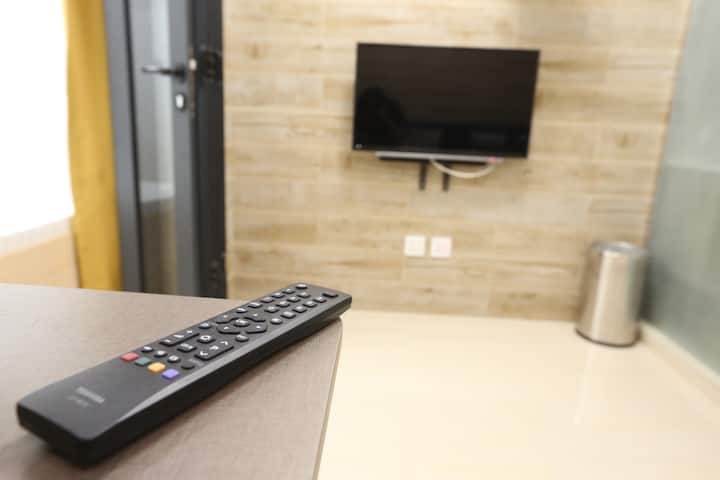 T2a-2 Bedrooms  Appartment ,Open Kitchen,2 Balcony - Hong Kong