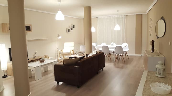 غرفة المعيشة / الطعام