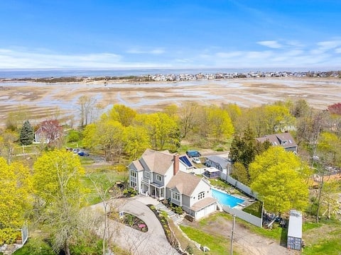 Family Estate in New England beach community