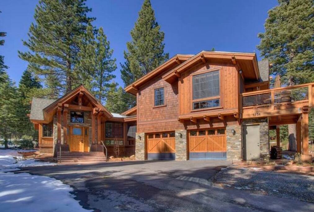 gorgeous new construction home