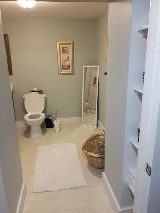 Full Bathroom