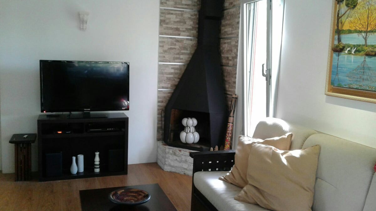 Successful Airbnb property: Container Rojo, an ideal place to rest in Buenos Aires