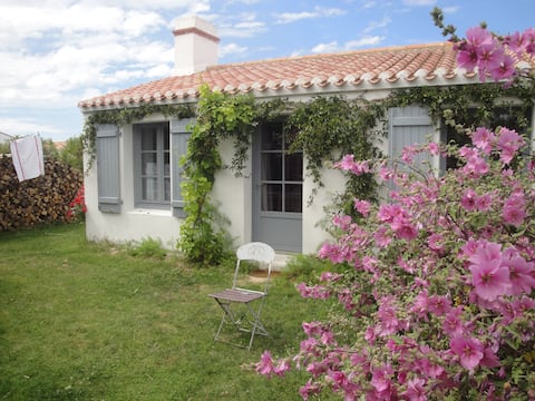 Top Airbnb: A nest for two in L'épine