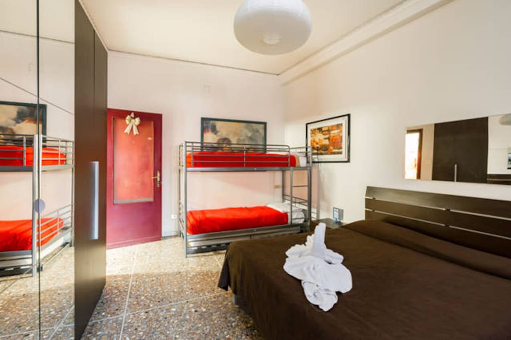 A Very Big Room with King Double Bed + 2 Double Castle Bed
