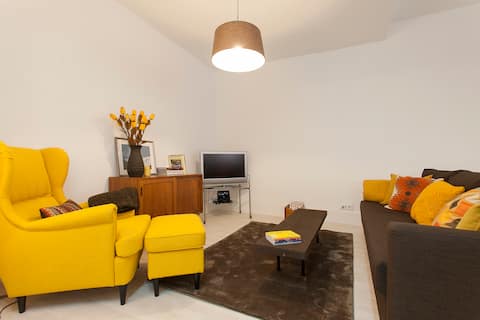 Imóvel de sucesso: Vintage apartment in central Lisbon em Arroios
