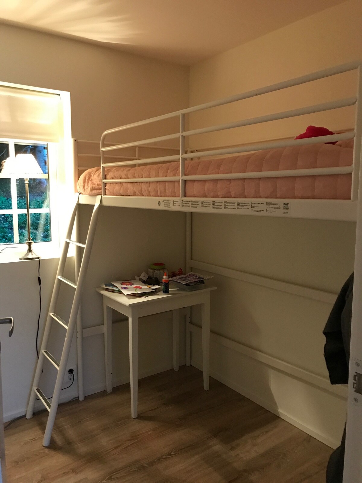 Максимум 80 кг в това легло