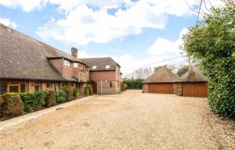 Airbnb Downton Vacation Rentals Places To Stay England