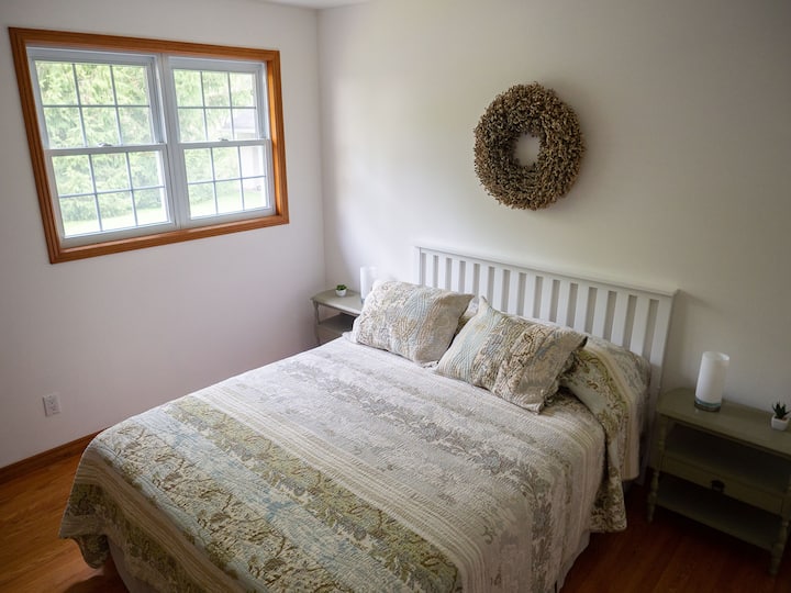 Chumba cha kulala 3 na kitanda cha malkia