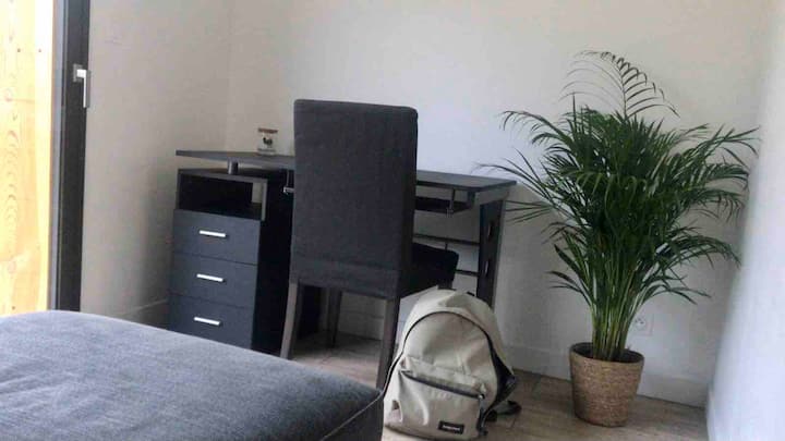 غرفة النوم 1