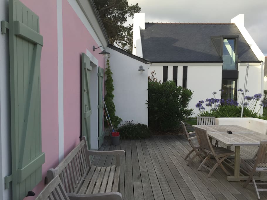 Studio à l'étage d'une nouvelle petite maison