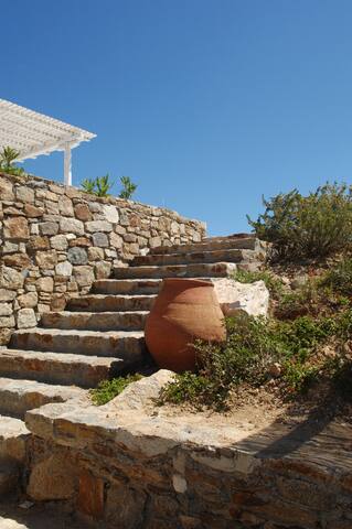 Iliada Luxurious Villa gallery image 4