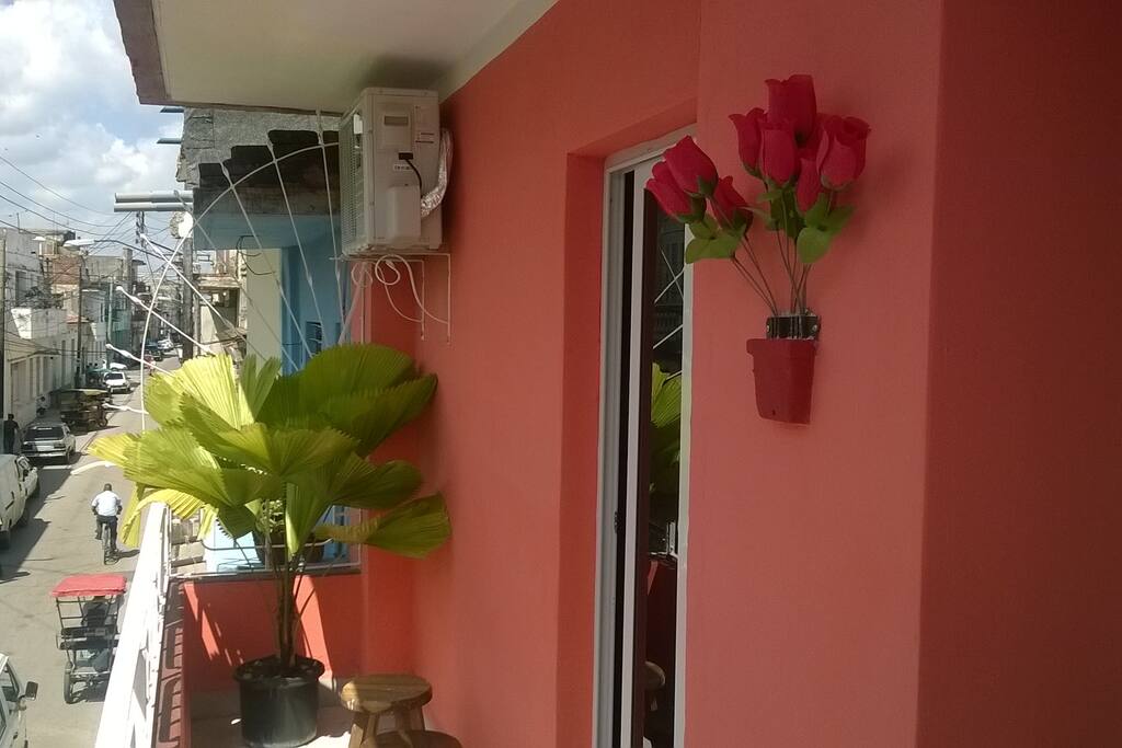 Experience the cuban Way of Living from the room balcony.