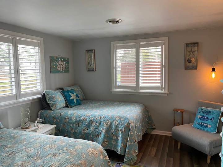 غرفة نوم 2 بسريرين كاملين