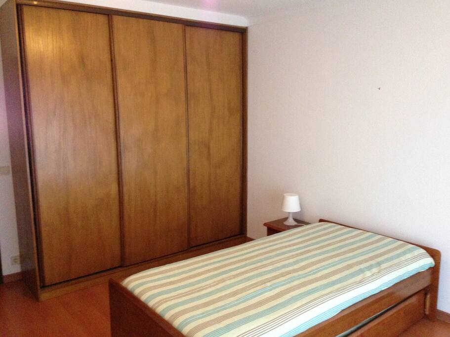 Quarto camas de solteiro