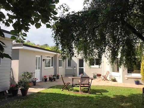 Top performing Airbnb: Cosy Annexe in beautiful Devon nr the sea parking in Torquay