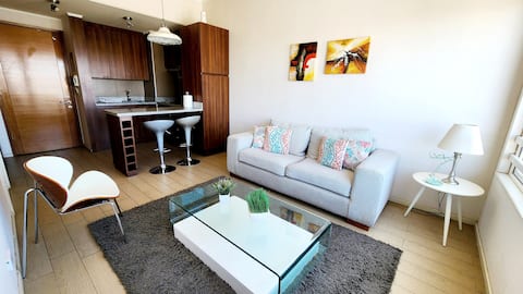 Central apartment with parking 08
