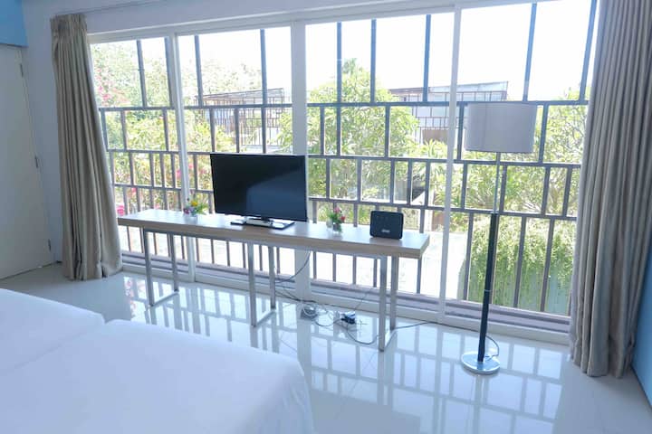 The glass door is filtered with one way mirror to keep your privacy, so others from the outside won’t see what happens inside the bedroom. 