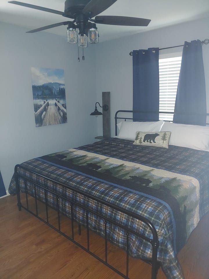 2 - ра спалня суперголямо двойно легло